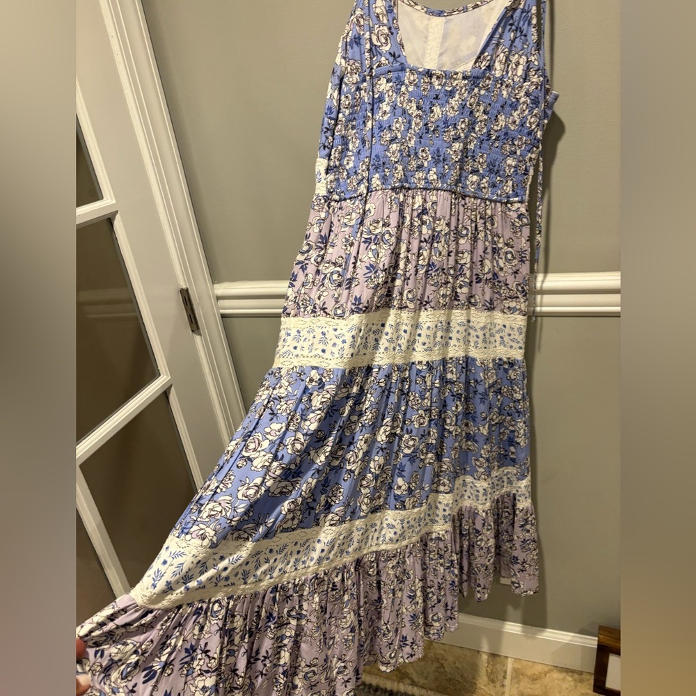 Women's Long Dress - Brand is Jessica Simpson Size Medium NWOT - Picture 9 of 9
